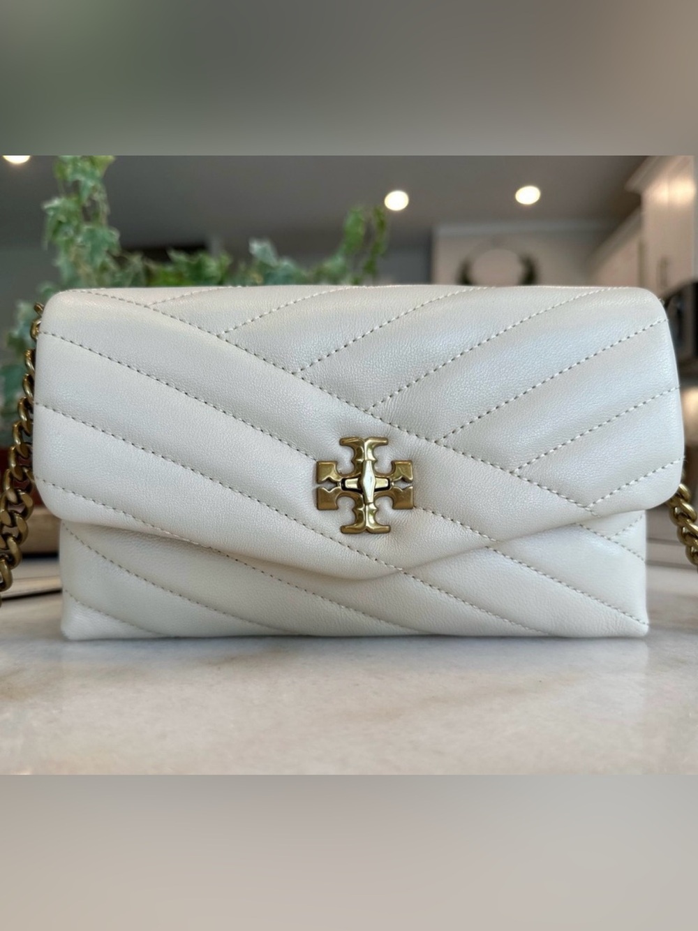 KIRA CHEVRON CHAIN WALLET cream crossbody luxury bag leather